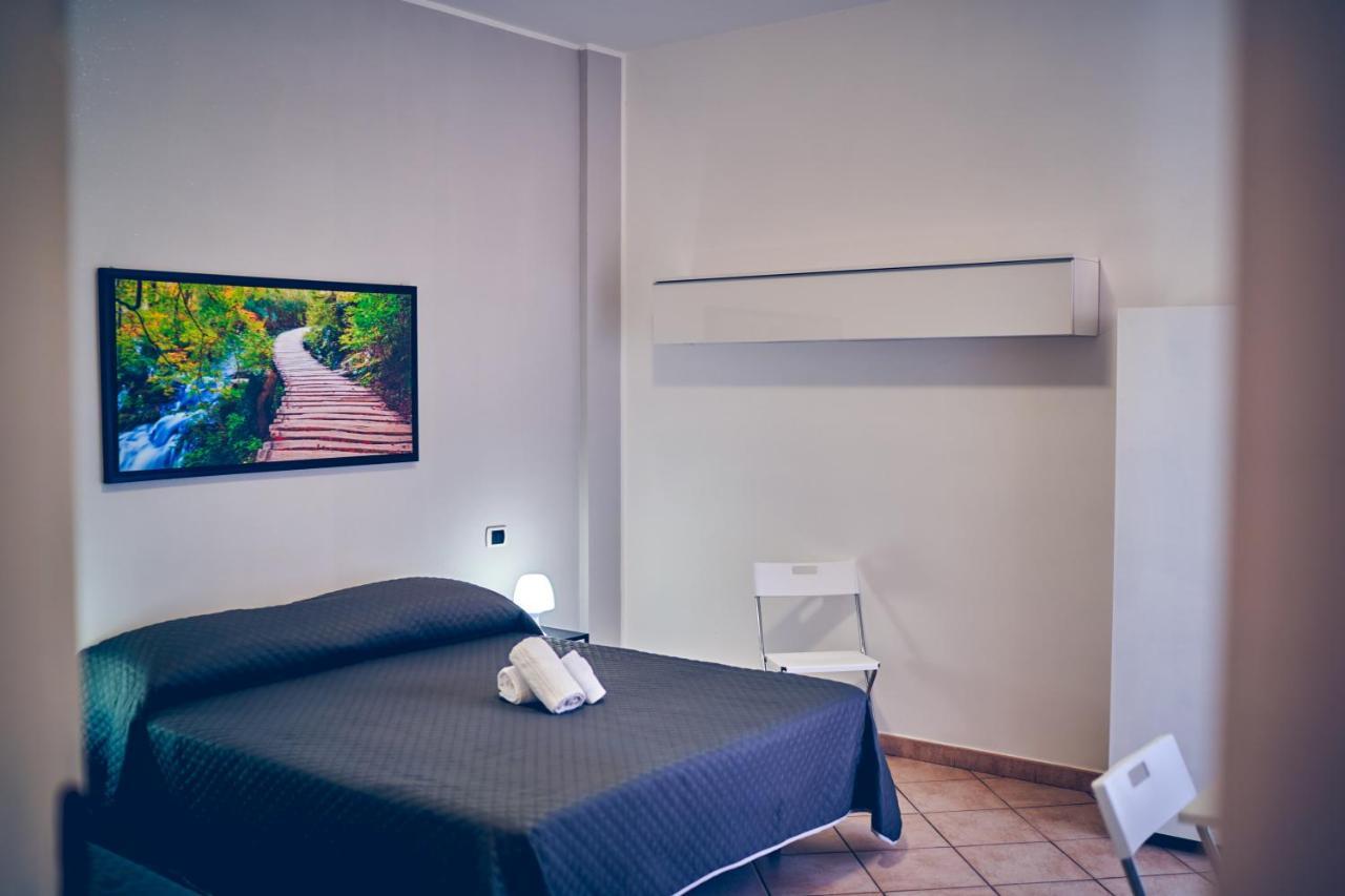 Travelershome 7Metri Guesthouse Ciampino Extérieur photo