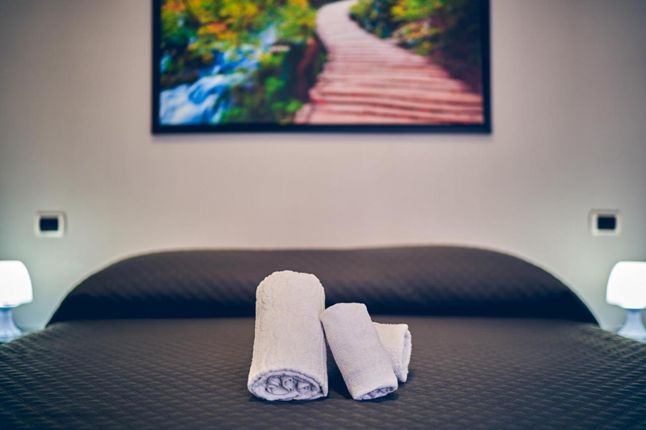 Travelershome 7Metri Guesthouse Ciampino Extérieur photo