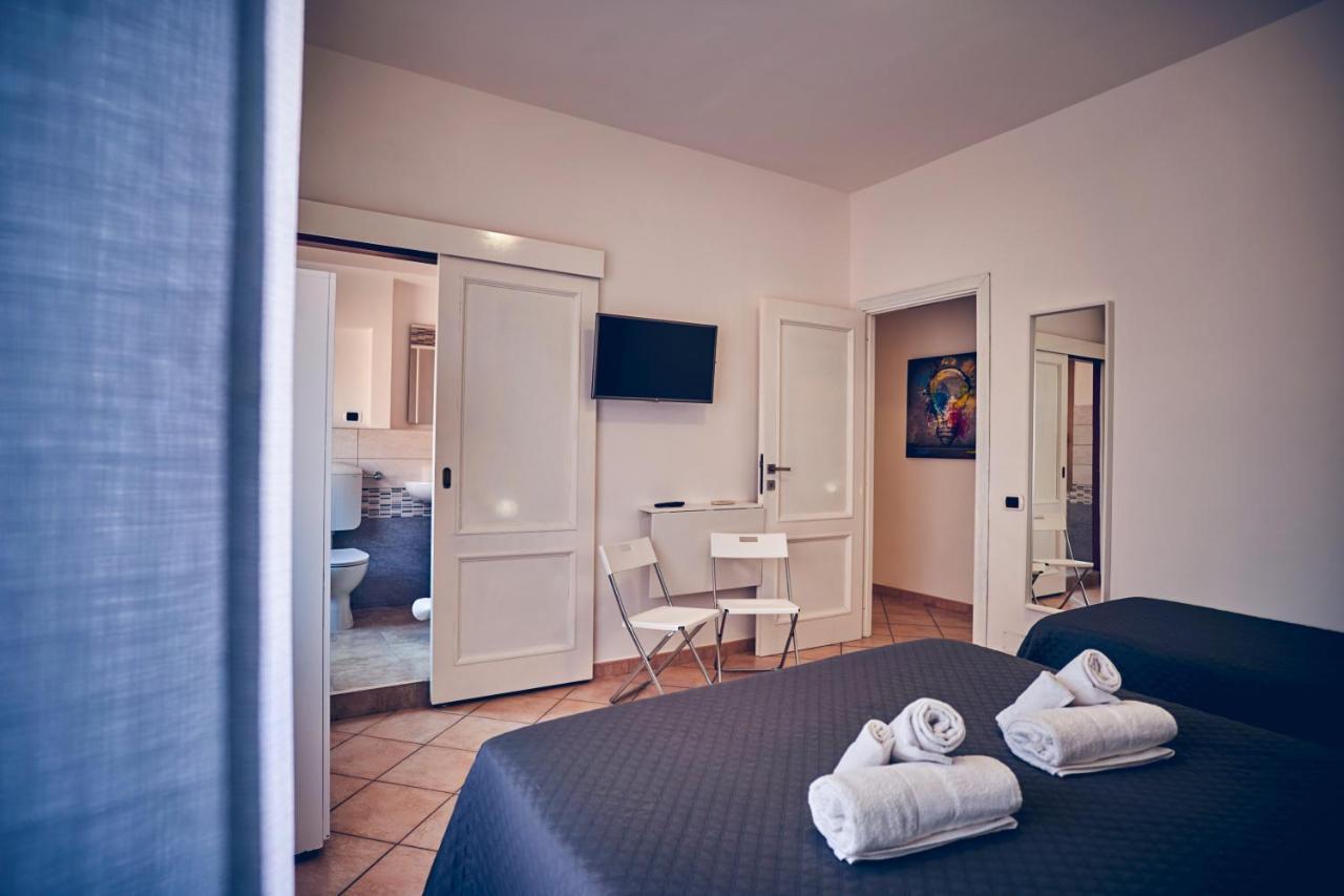 Travelershome 7Metri Guesthouse Ciampino Extérieur photo