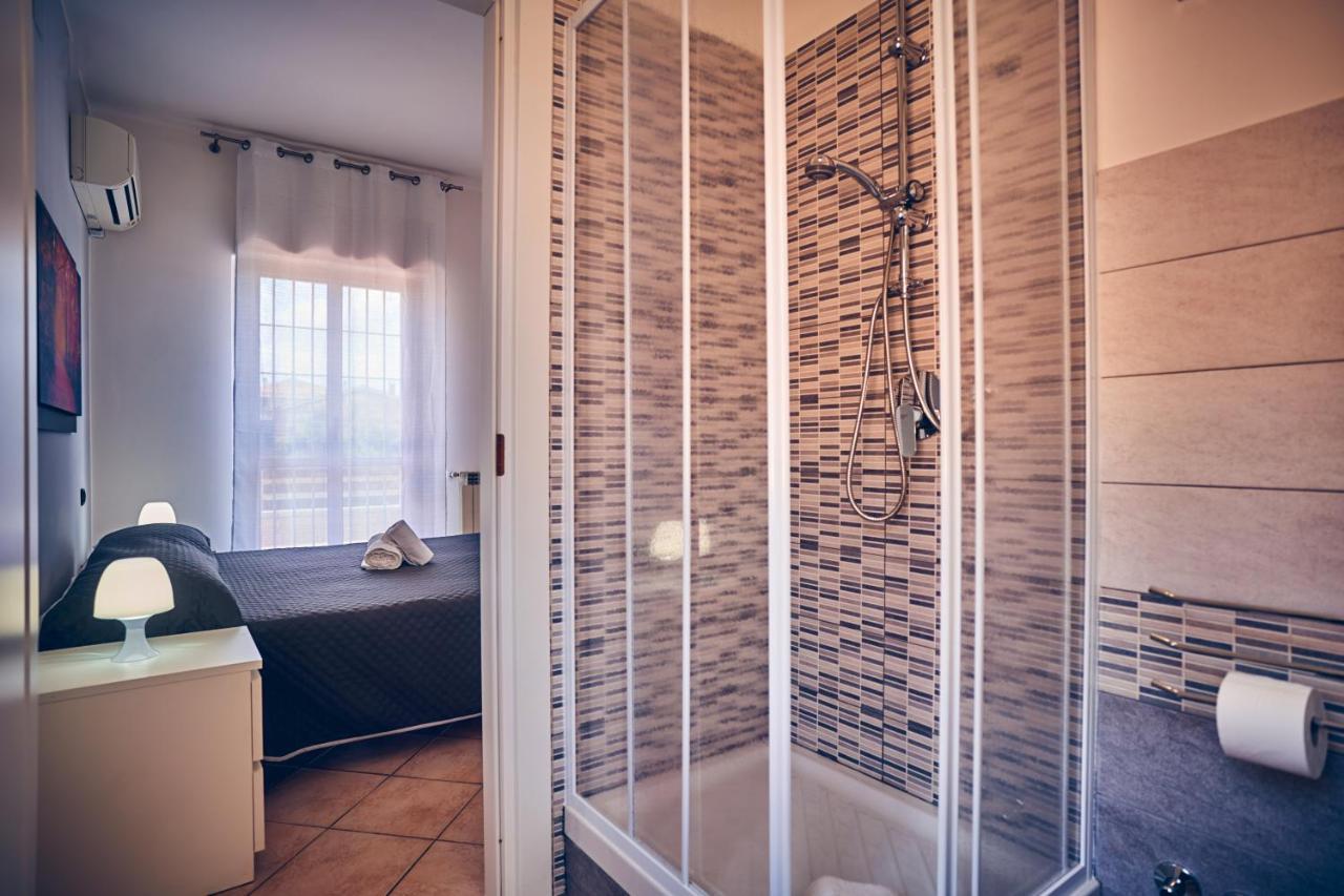 Travelershome 7Metri Guesthouse Ciampino Extérieur photo