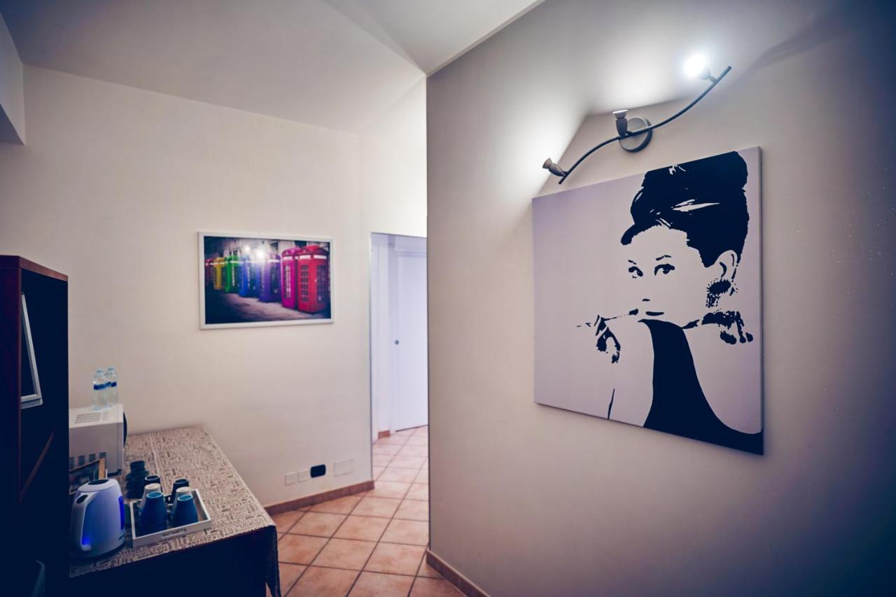 Travelershome 7Metri Guesthouse Ciampino Extérieur photo