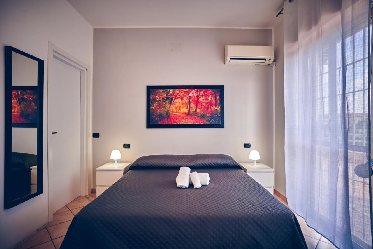 Travelershome 7Metri Guesthouse Ciampino Extérieur photo