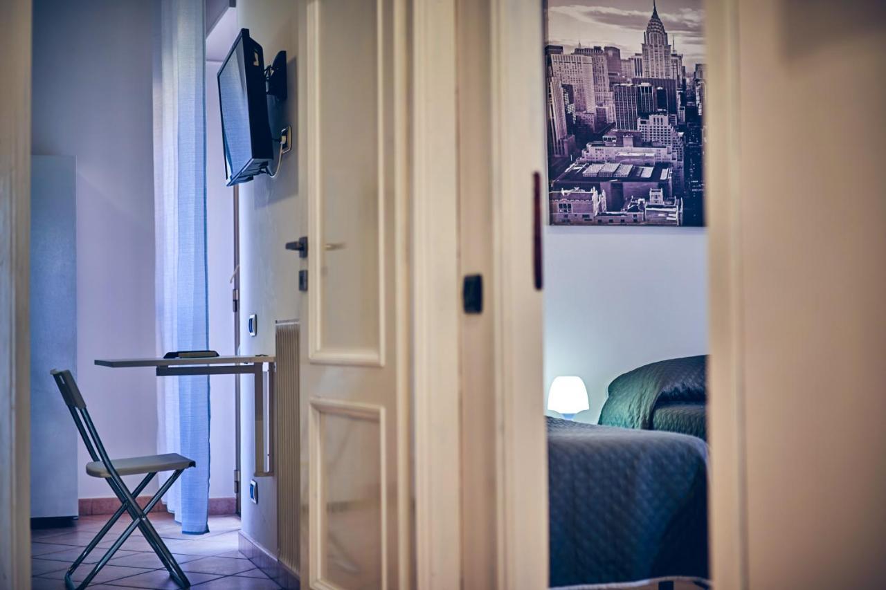 Travelershome 7Metri Guesthouse Ciampino Extérieur photo