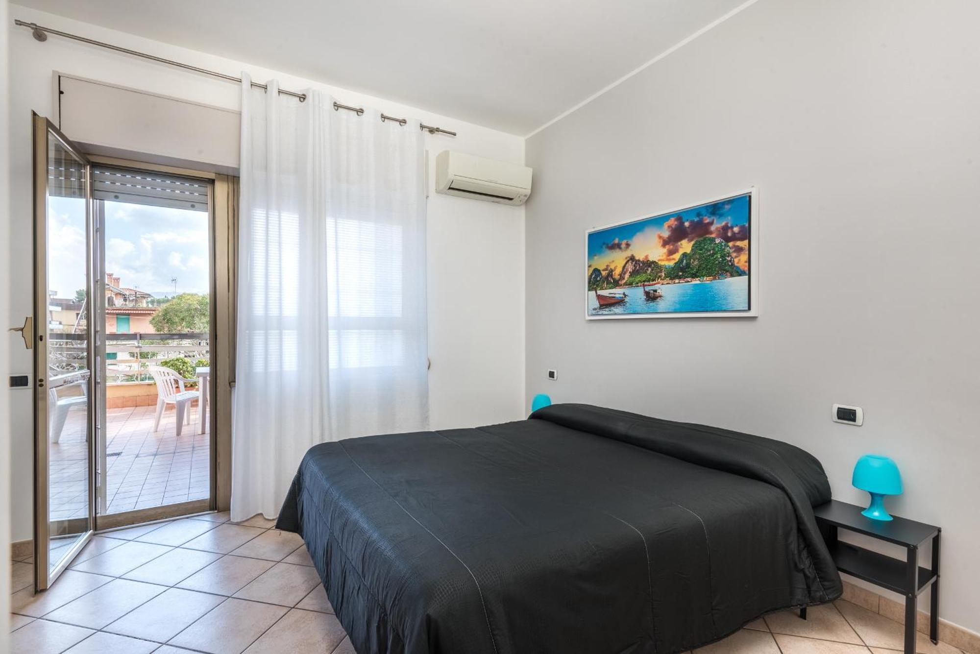 Travelershome 7Metri Guesthouse Ciampino Extérieur photo